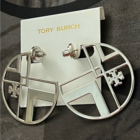 🆕 Tory Burch Authentic Silver Earrings At Awesome Prices To Buy Now & Save - Picture 8 of 11